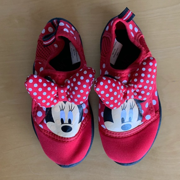 minnie mouse swim shoes